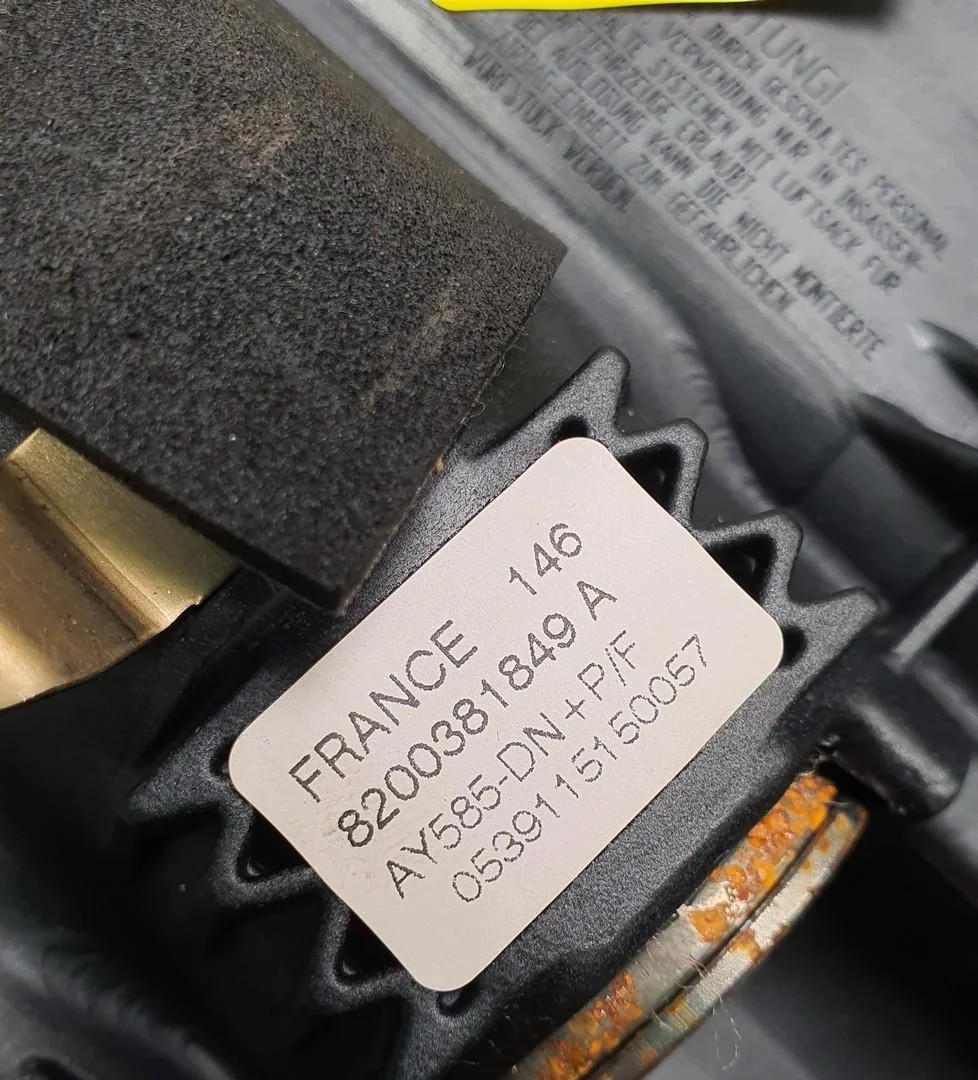 Airbag conducteur Renault Megane II 8200381849A image 8