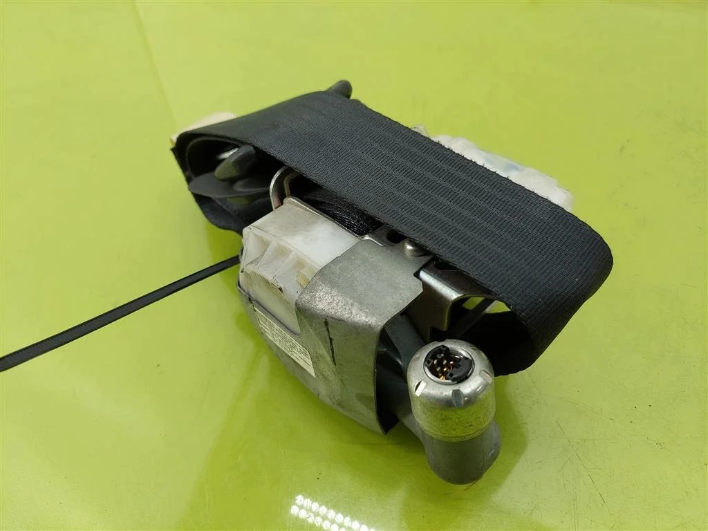 Ceinture sécurité droite avant Toyota Aygo I