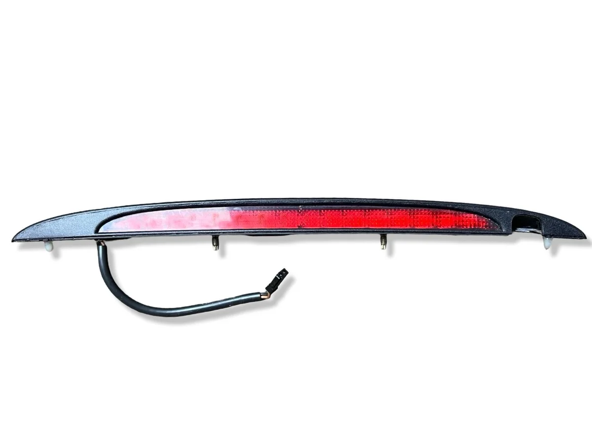 Tredje bromsljus Saab 9-3 1 YS3D 2002