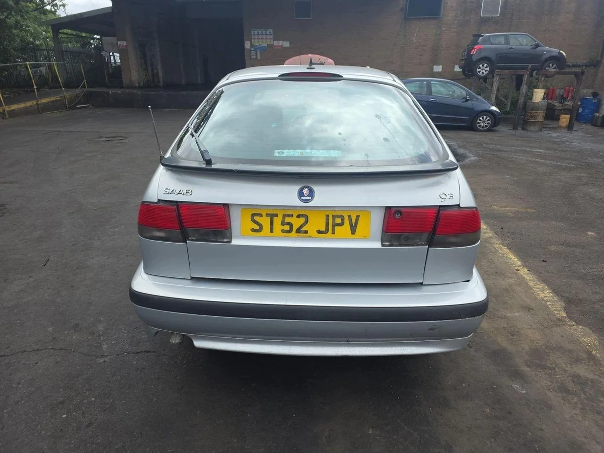 3. Bremsleuchte Saab 9-3 1 YS3D 4676383 image 6