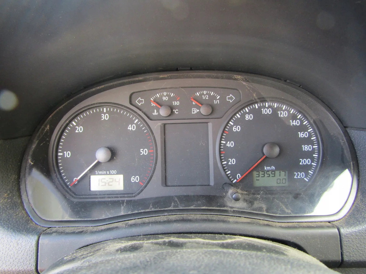 VW Polo 4 9N 9N2 Tacho Instrumente AK-6-99614