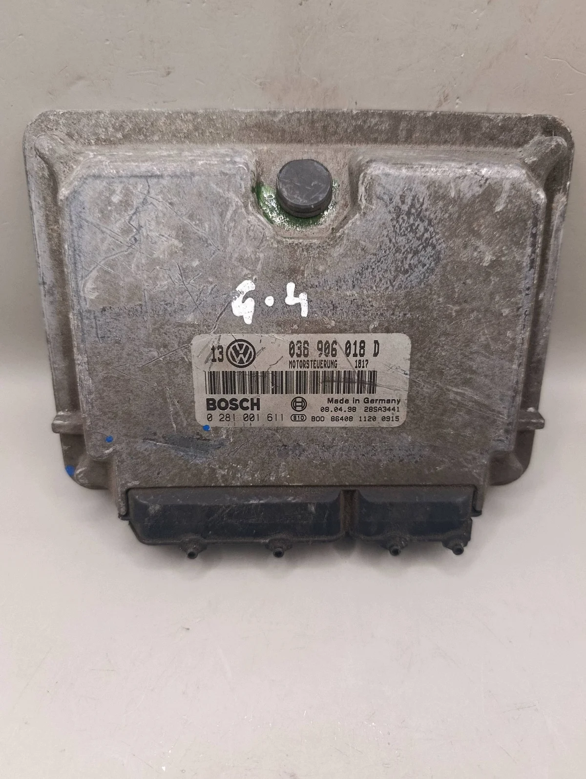 Unidade de Controle Motor Volkswagen Golf V 038906018D