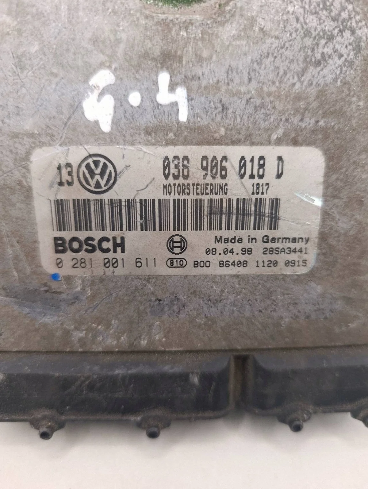 VW Golf V Engine Control Module ECU 038906018D image 4