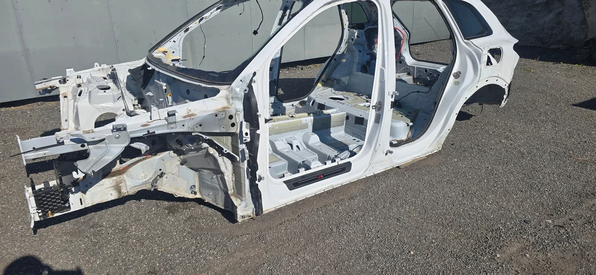 Audi Q5 III 8MA GU parafango sinistro usato
