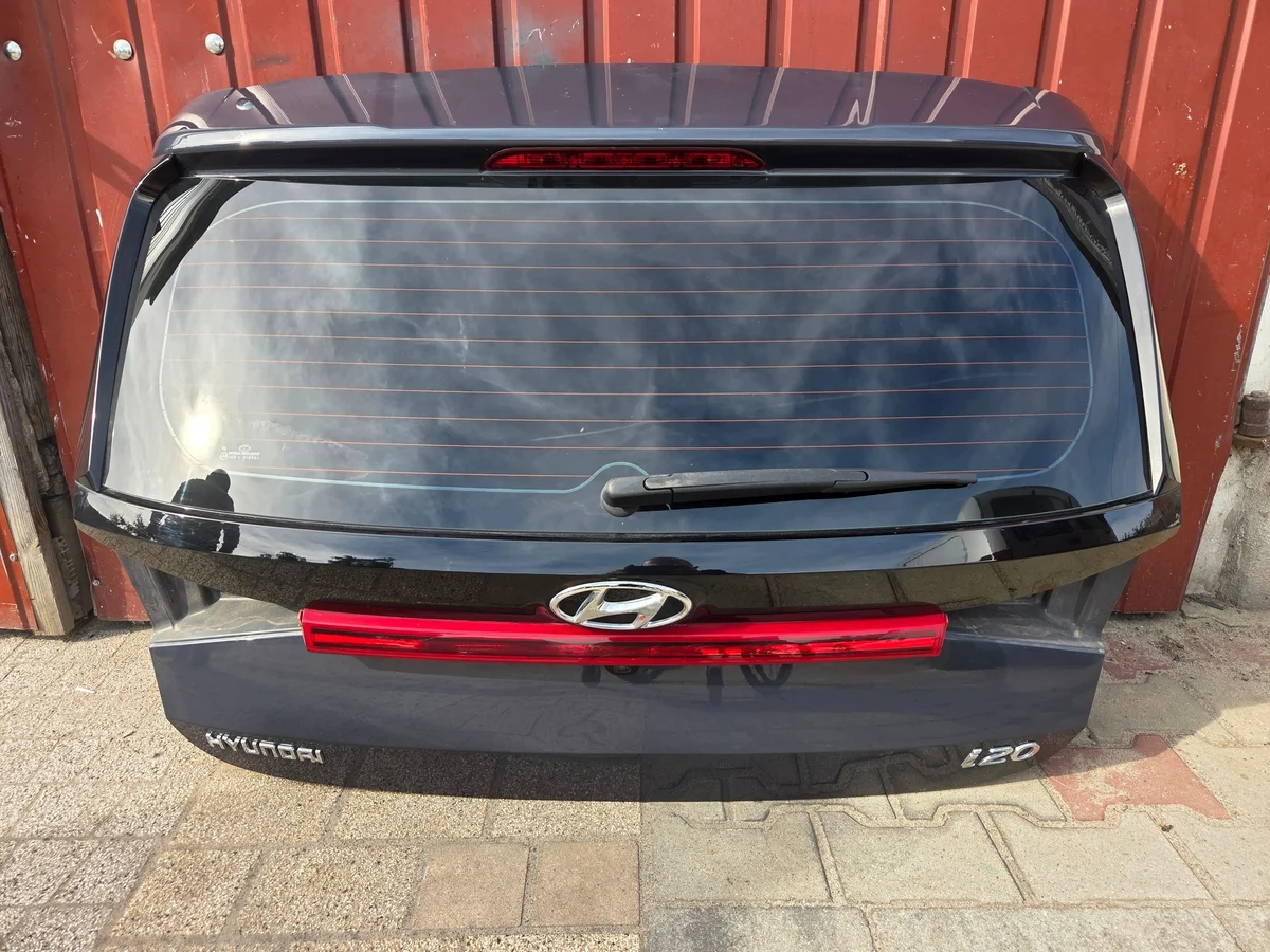 Tampa Traseira Hyundai i20 III 20-26 Usada