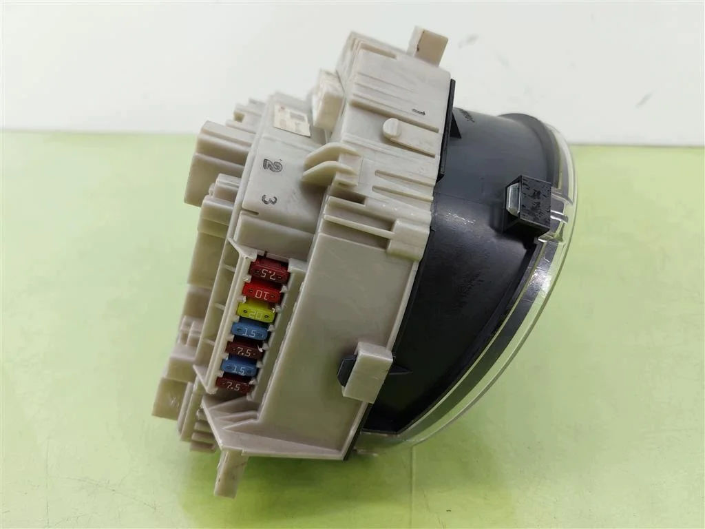 Tacho Toyota Aygo 1.4 D4D 2005-2014, 206 Tkm image 3
