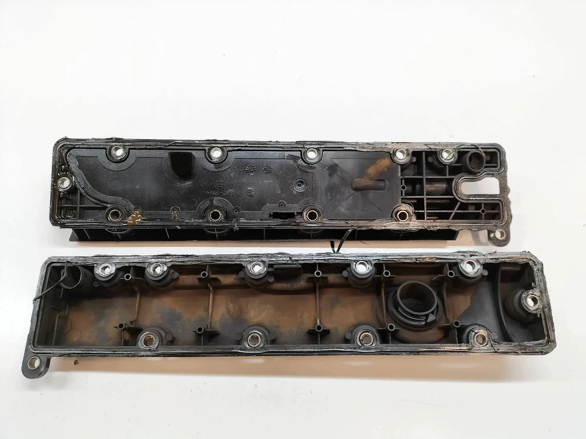 Ventildeckel Peugeot 407 2.0 16V gebraucht image 6