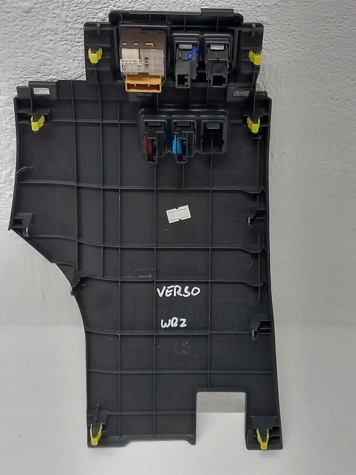 Toyota Verso Panel Reglering Speglar Begagnad image 4