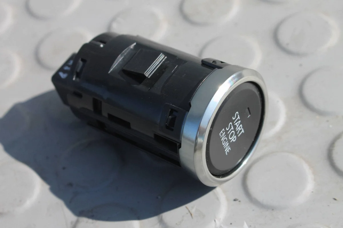 Start Stop Knopf Mazda CX-30 19- MAZDAC30