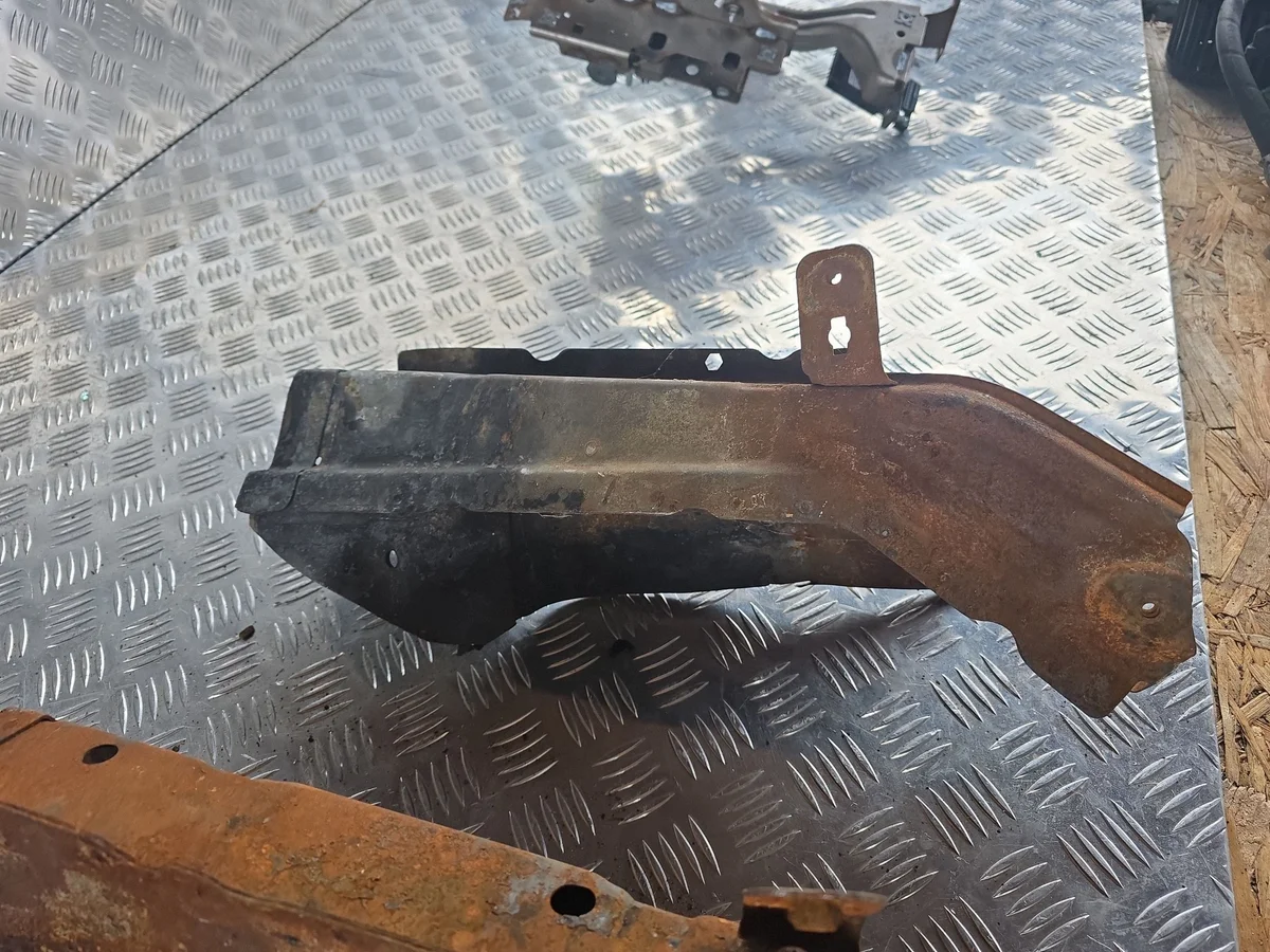 Audi A3 8Y Längsträger DWM2230 image 6