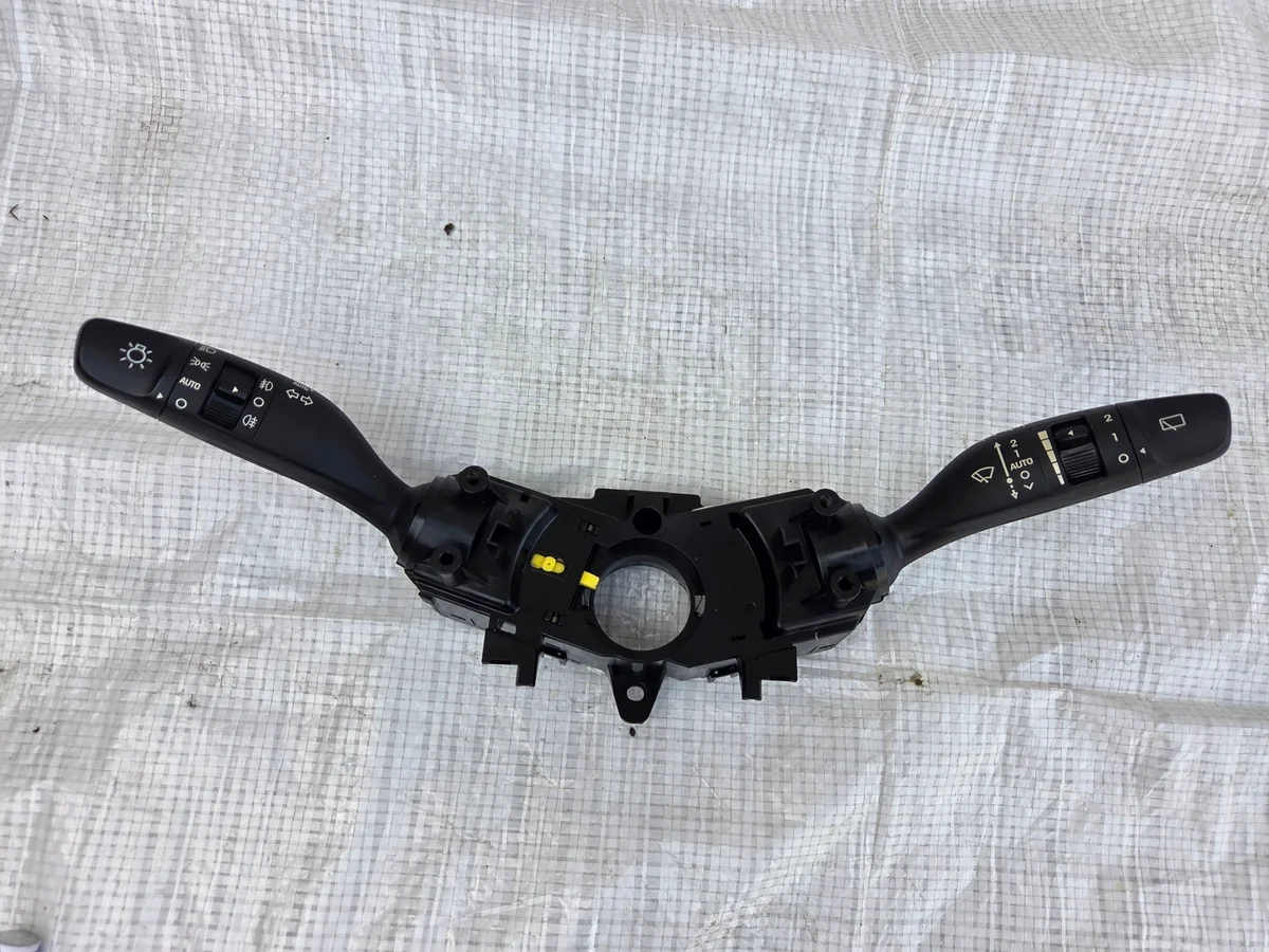 Hyundai i20 III Blinkerspaksensor 93404-Q0960