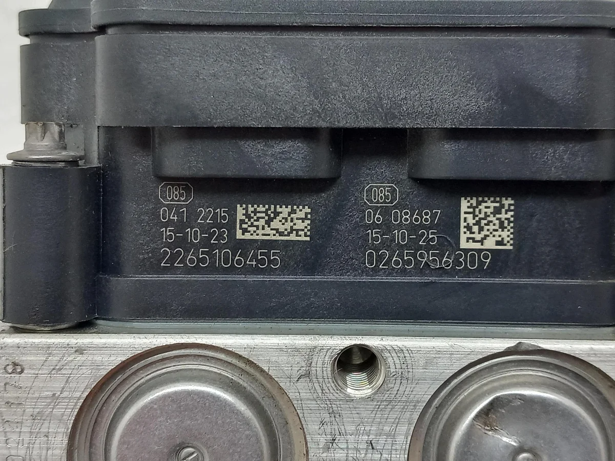 ABS Pumpe Steuergerät Toyota Verso 0265956309 image 3