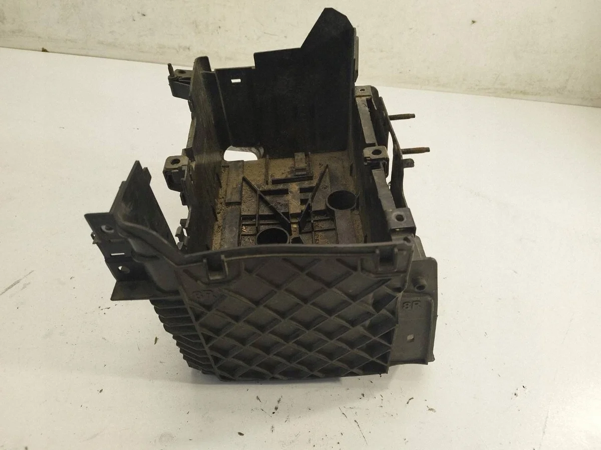 Base da Bateria Fiat Talento Vivaro Trafic III image 6