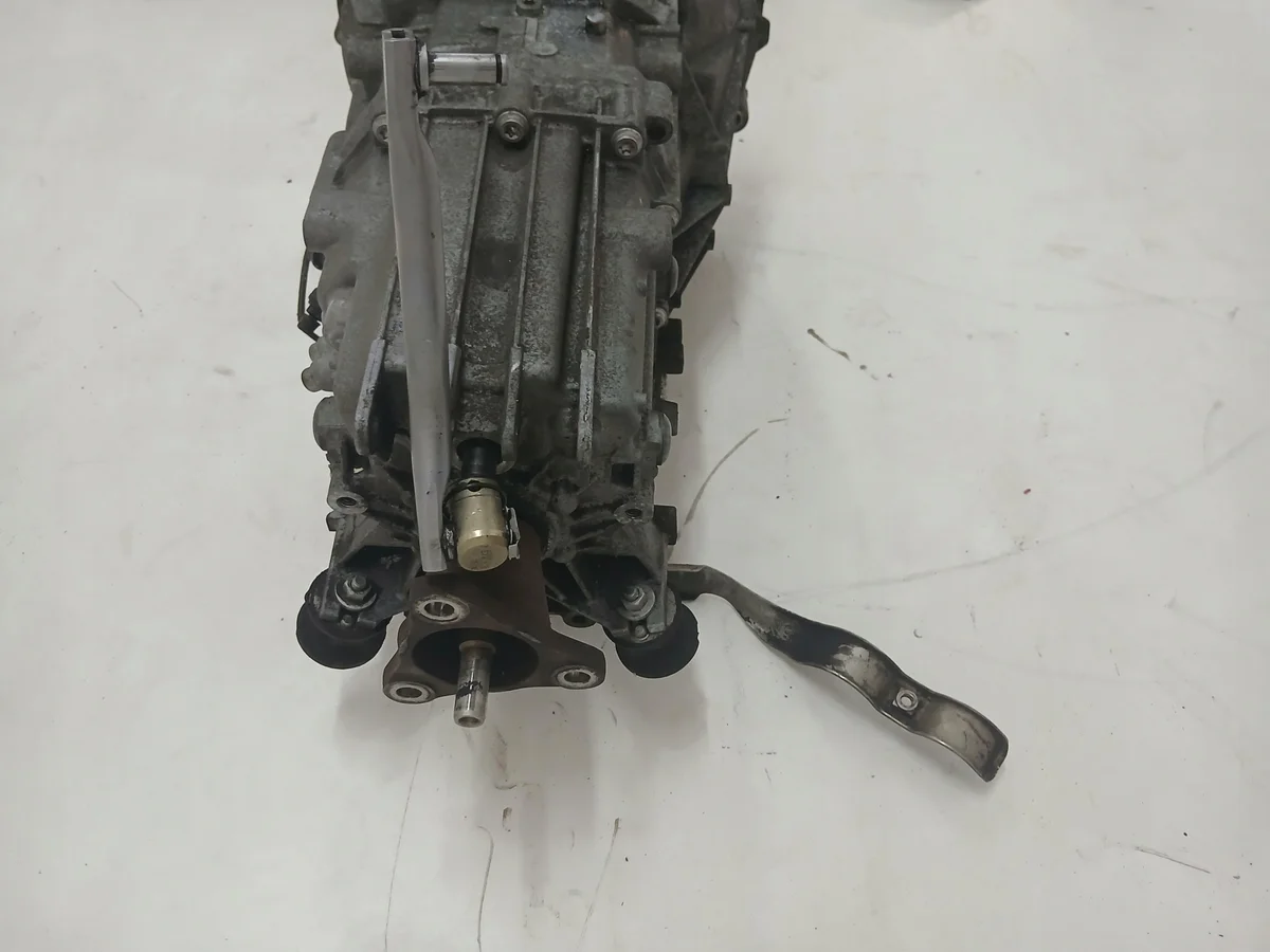 Cambio BMW E90 E92 325I N53 7592503 image 3