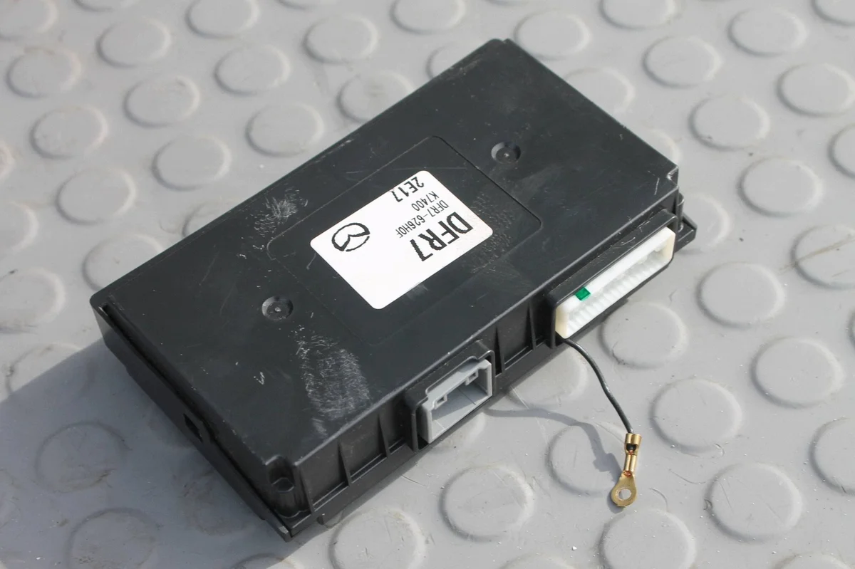 Modul Klappe Mazda CX-30 19- DFR7-626H0F image 3