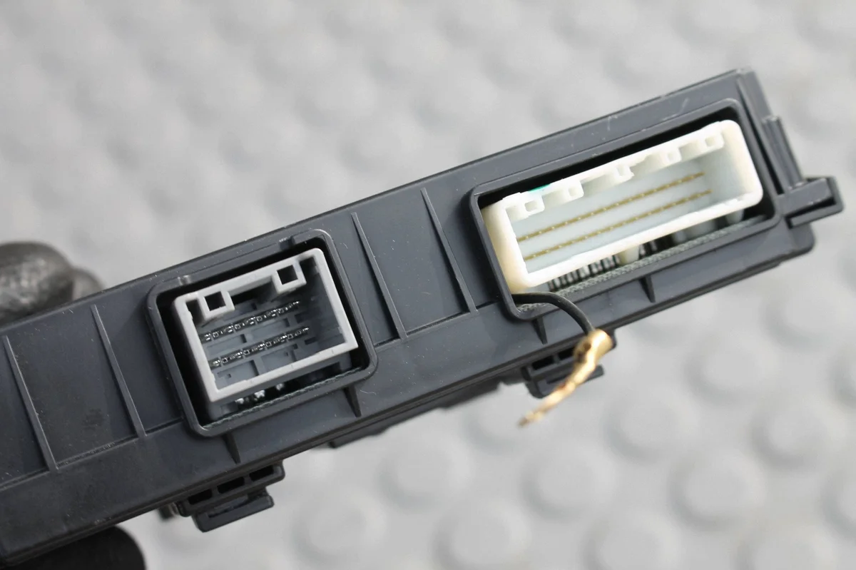 Modul Klappe Mazda CX-30 19- DFR7-626H0F image 6