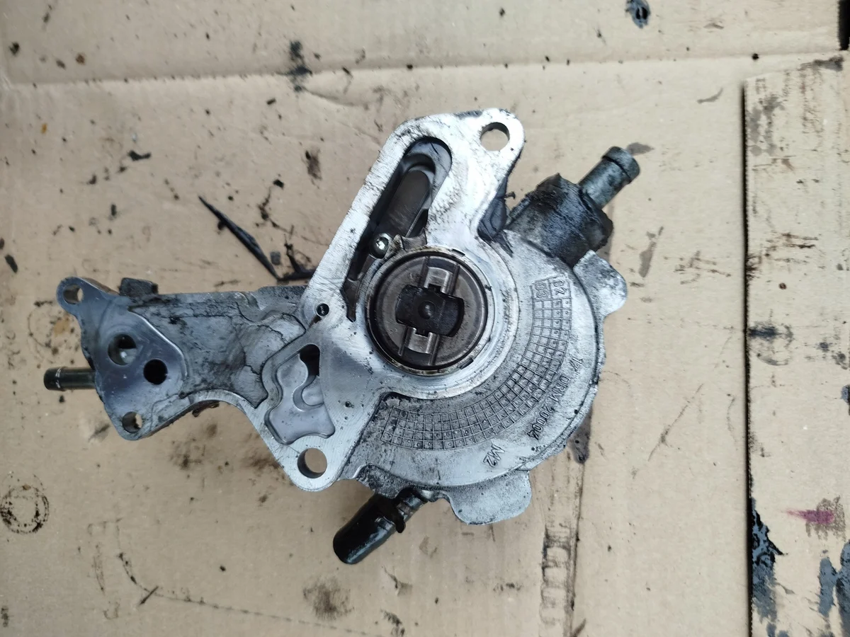 Vakuum-Pumpe VW Golf V Jetta Passat B6 038145209E image 4