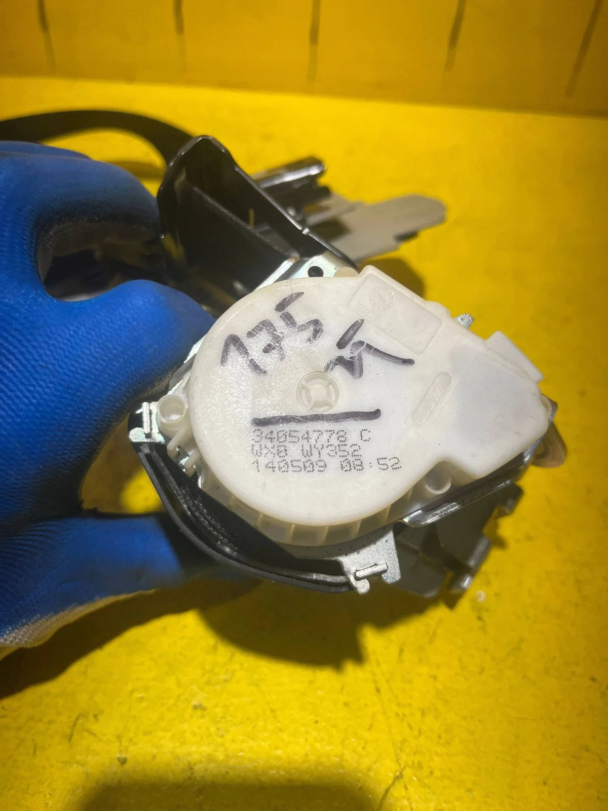 Ceinture de sécurité Ford Fiesta droite avant image 5