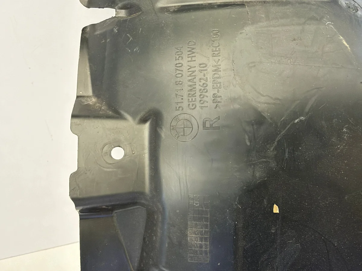 BMW M3 G80 M4 G82 Radkasten Rechts Vorne image 3