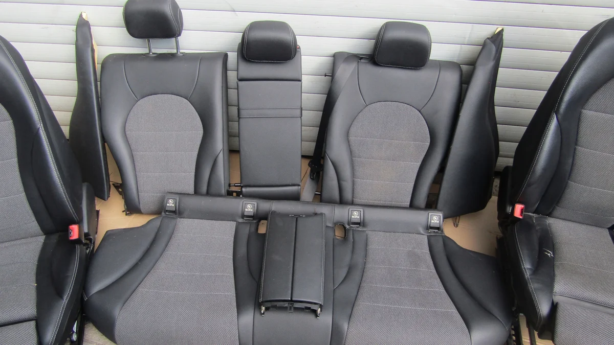 Conjunto Bancos Couro Mercedes Classe C W205 Kombi image 5