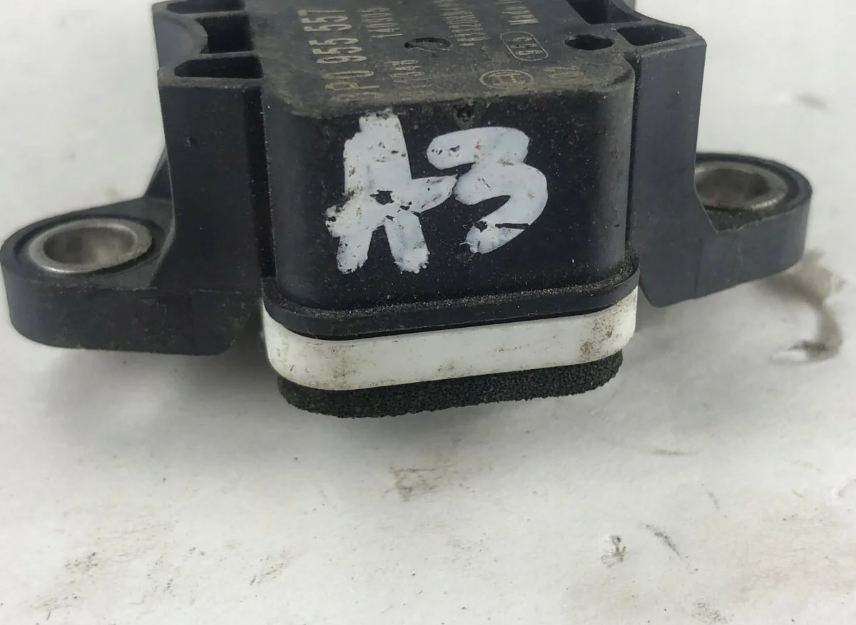 Sensor Audi A5 8T 8F 8P0955557 image 4