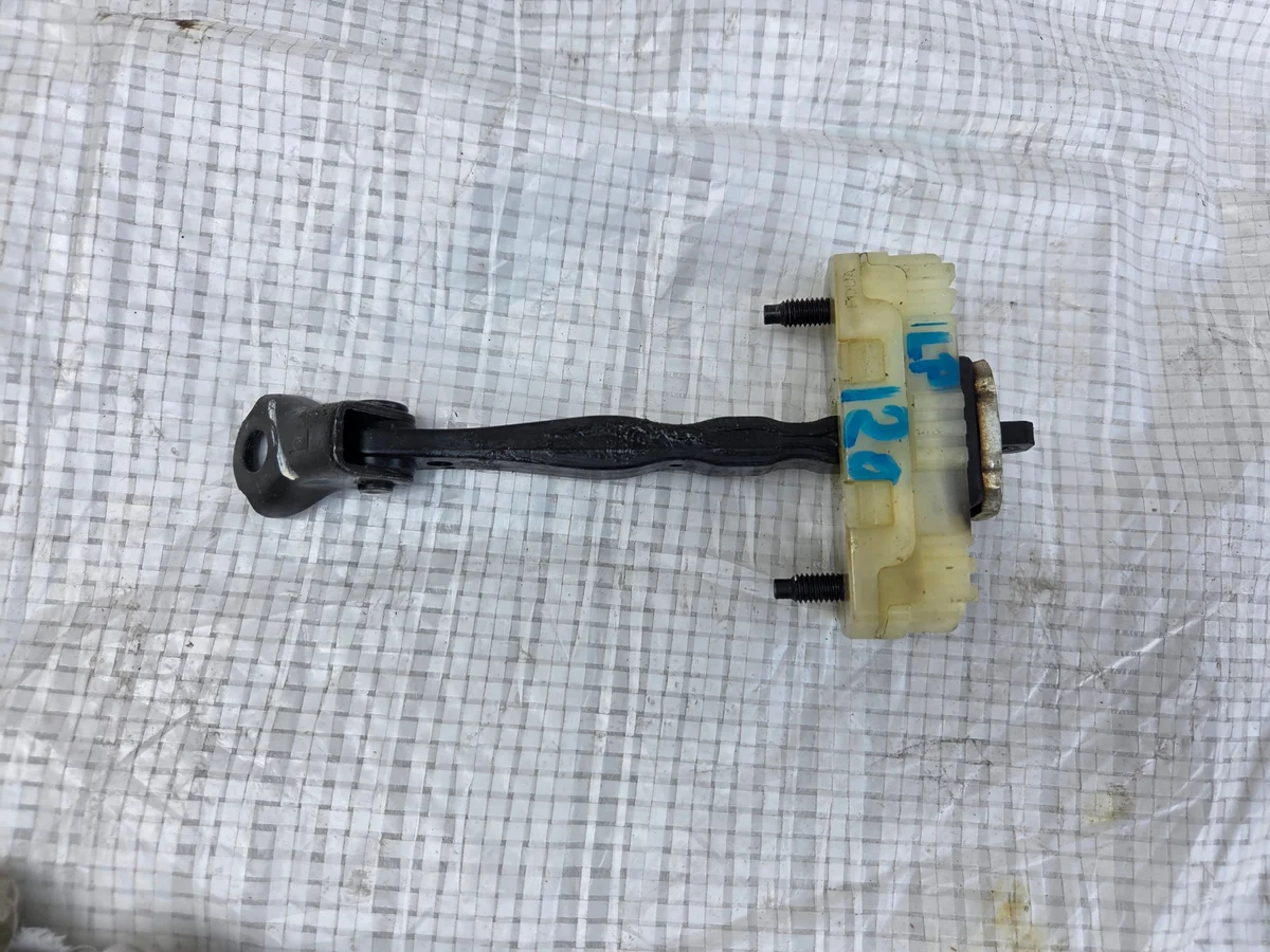 Butée de porte avant gauche Hyundai i20 III