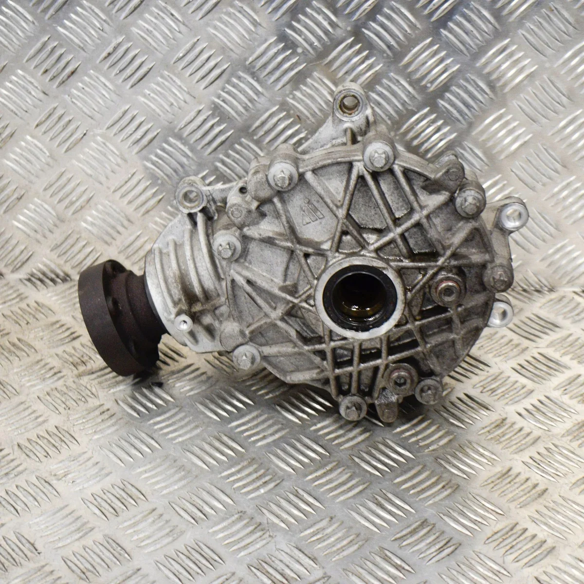 Maserati Ghibli Vorderachsdifferential image 3