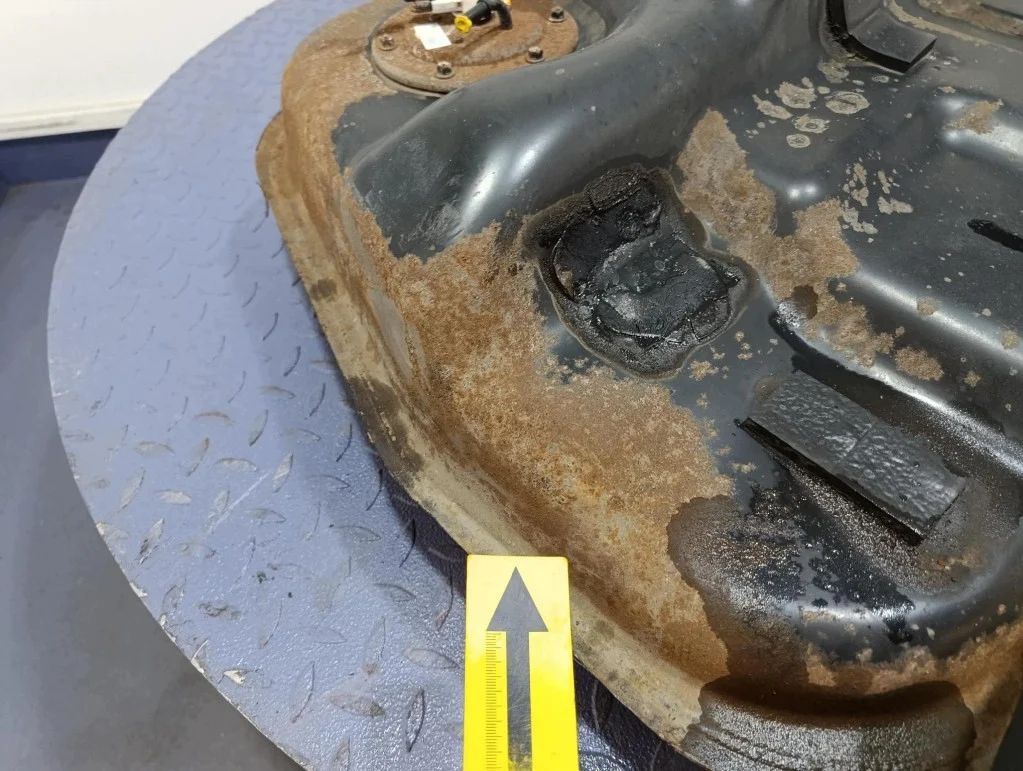 KIA SPORTAGE II 04-08 Réservoir Carburant image 10