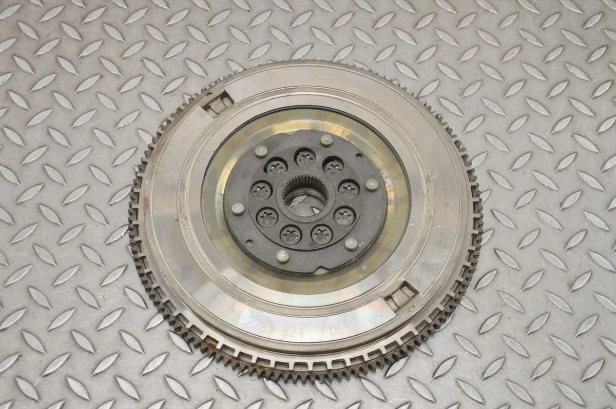 Volante Bimassa BMW OE 2283824 Usado