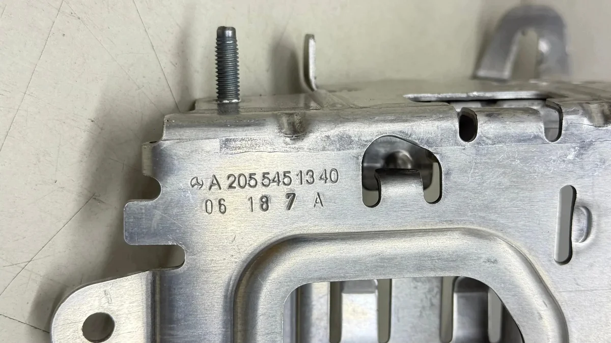 Halterung Batterie MERCEDES-BENZ C (W205) A2055451340 image 6