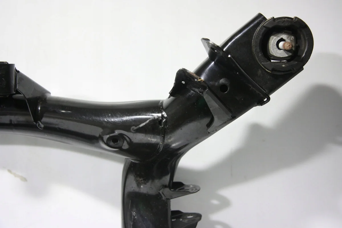BMW Serie 3 Traversa Asse Posteriore OEM DZ20308 image 3