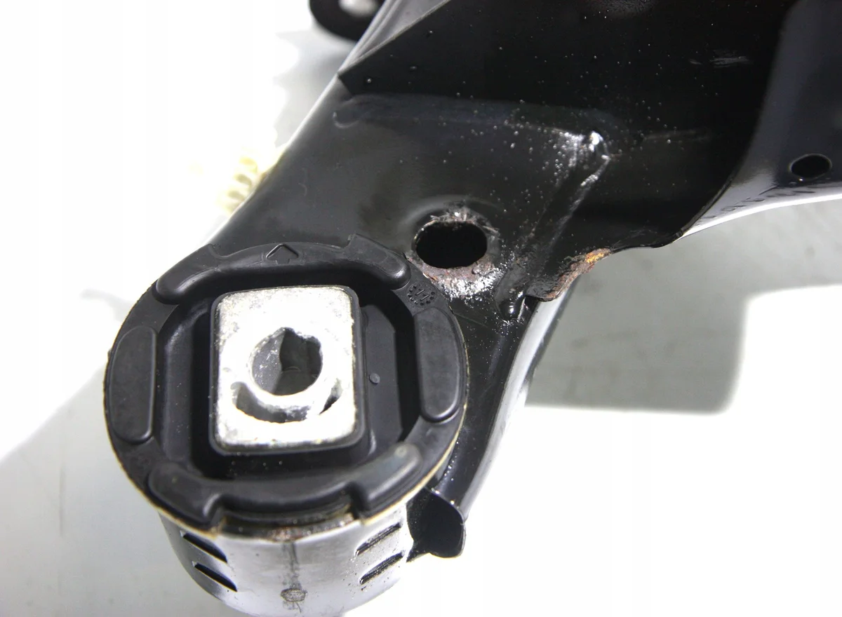 BMW Serie 3 Traversa Asse Posteriore OEM DZ20308 image 8
