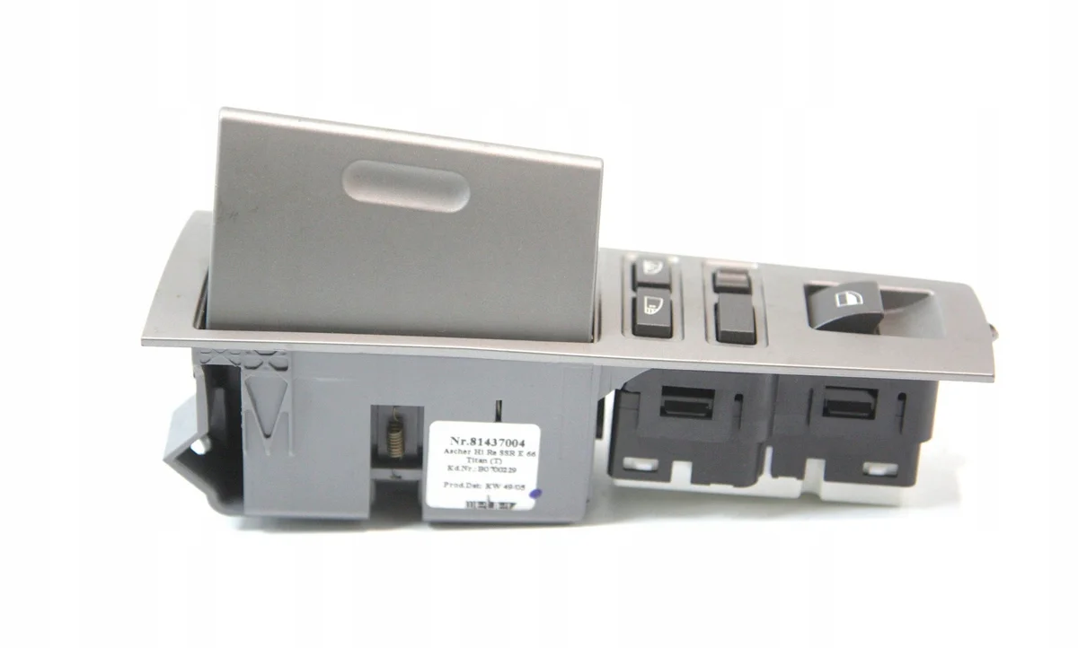 Moldura Cinzeiro BMW 7 E65 E66 7024608 image 4