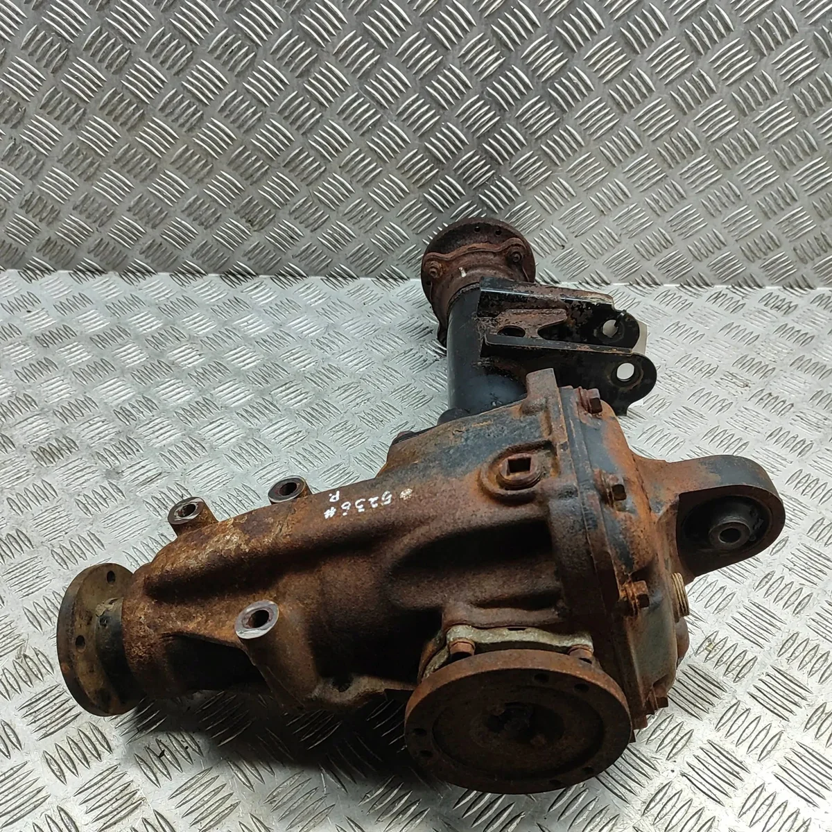 Differenzial vorne Nissan Navara D21 (38511-81G45) image 4