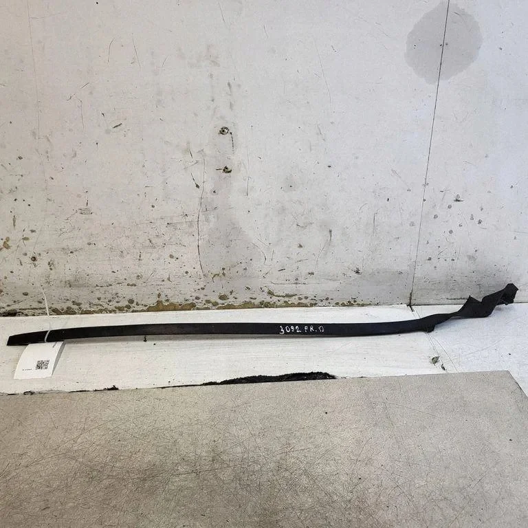 Cubierta Parabrisas Jaguar F-PACE HK83025A52AC