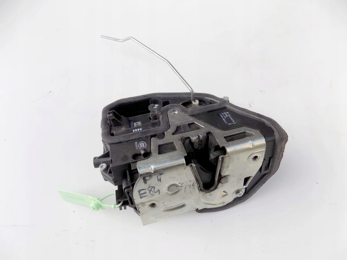 BMW X1 E84 Rear Right Door Lock 7060296