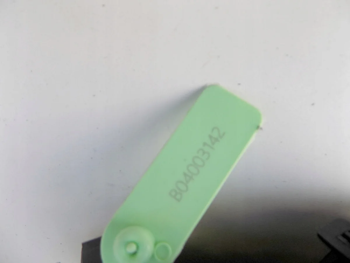 BMW X1 E84 Rear Right Door Lock 7060296 image 4