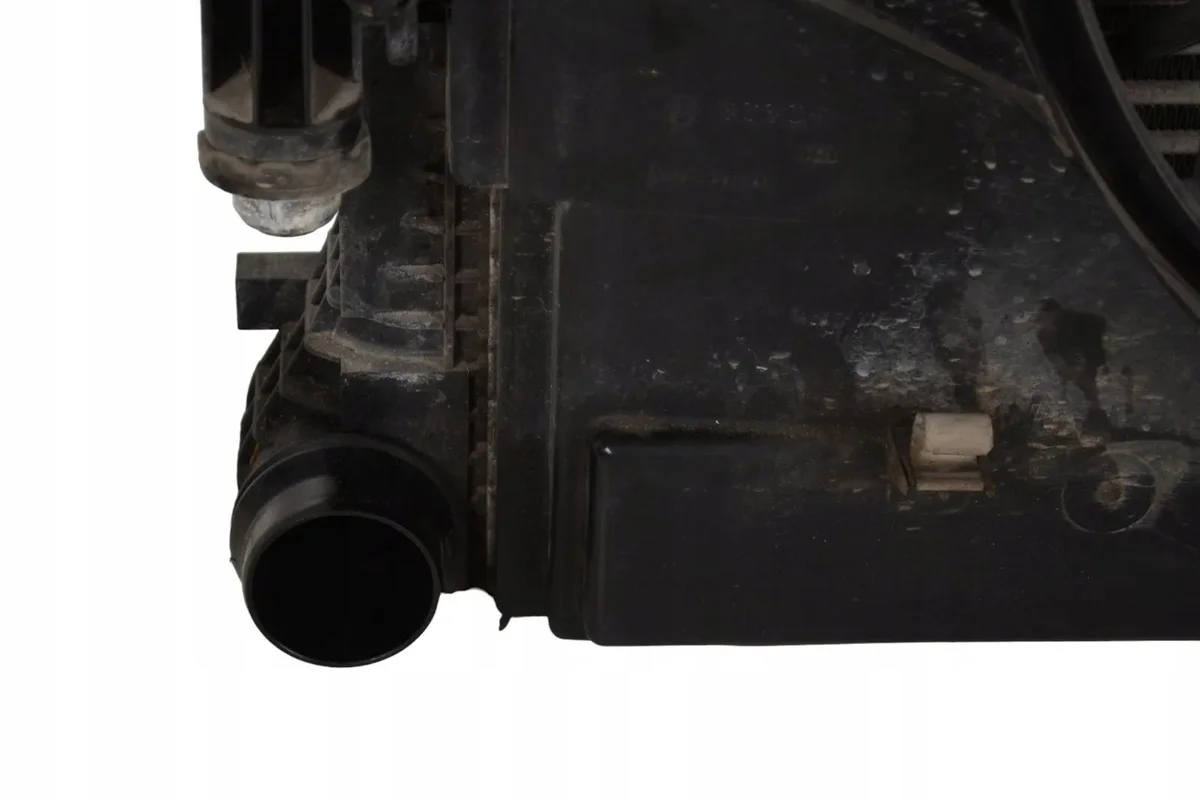 Kühler für Mercedes-Benz Vito W447 image 5