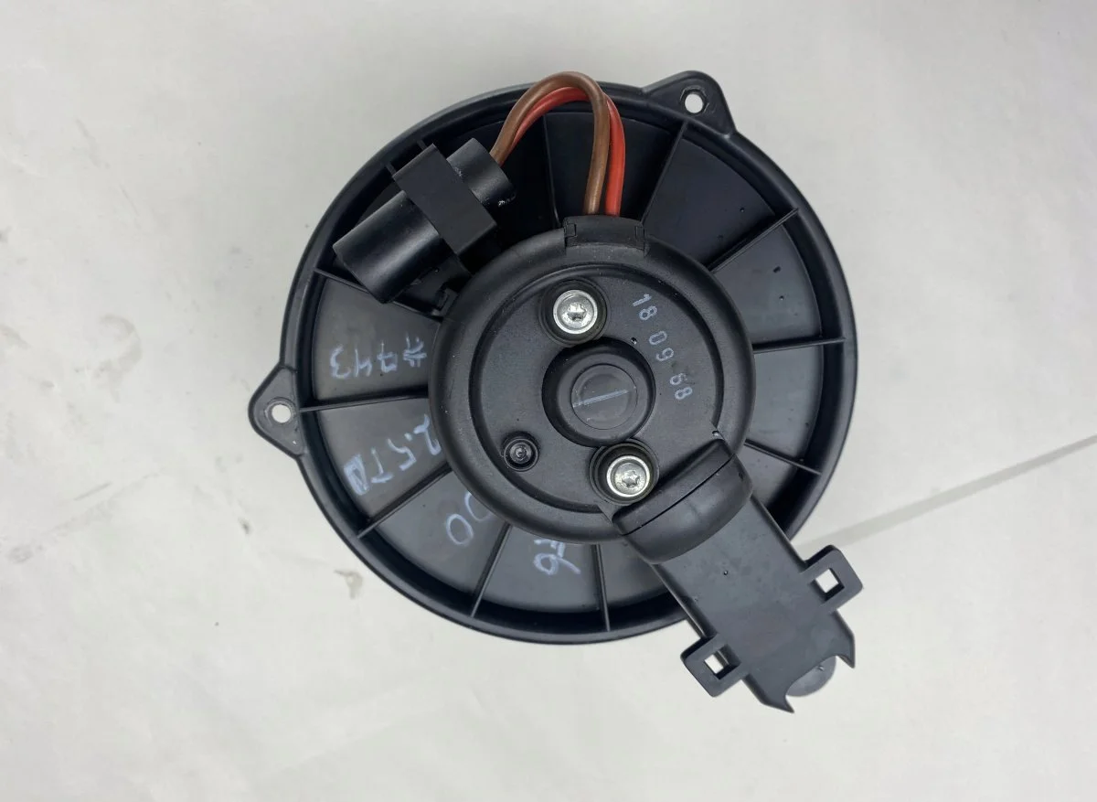 Ventilador Calefacción Audi A6 C5 Usado image 3