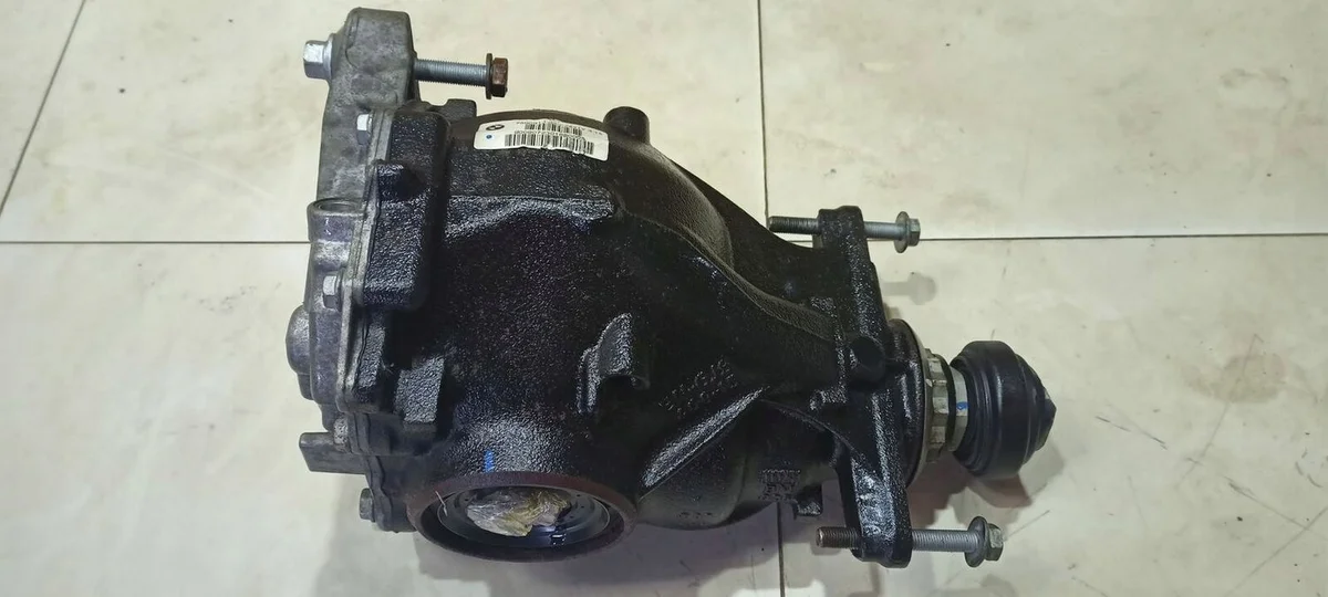 Bakre differential BMW X5 OEM 7590913