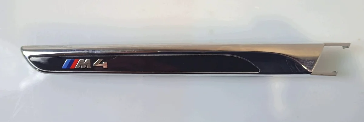 BMW Serie 4 Embleem Spatbord Gebruikt