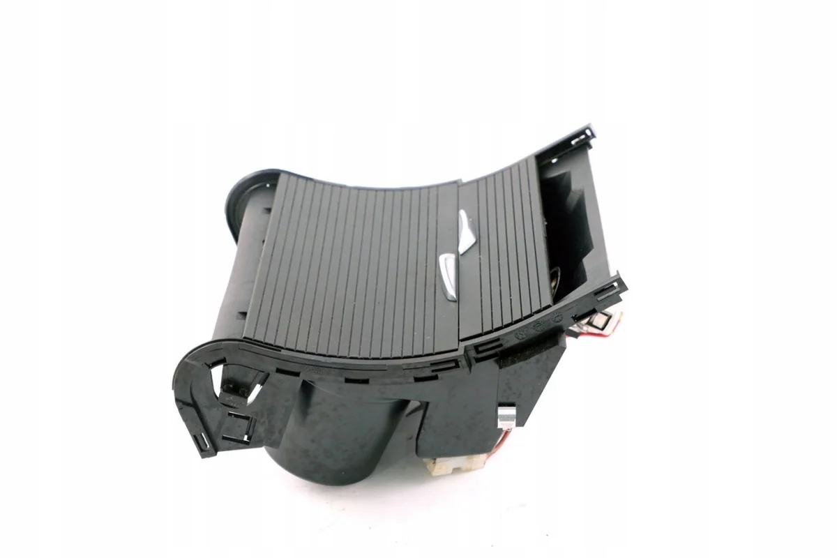 BMW X1 F48 X2 F39 Getränkehalter Rollo image 8