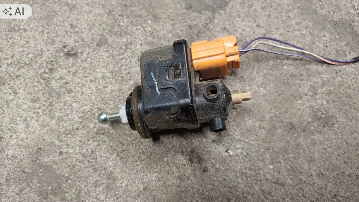 Mazda 5 CW koplampregelmotor 546GWEQ