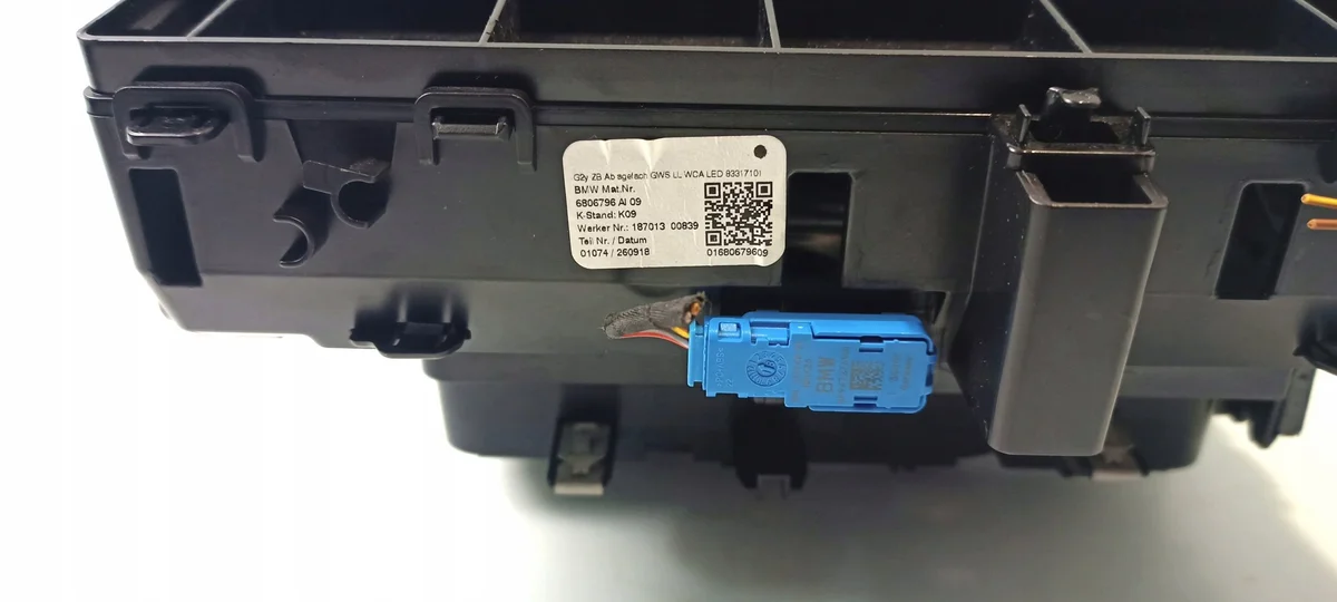Porta vasos BMW Serie 3 G20 G21 6806796 image 6