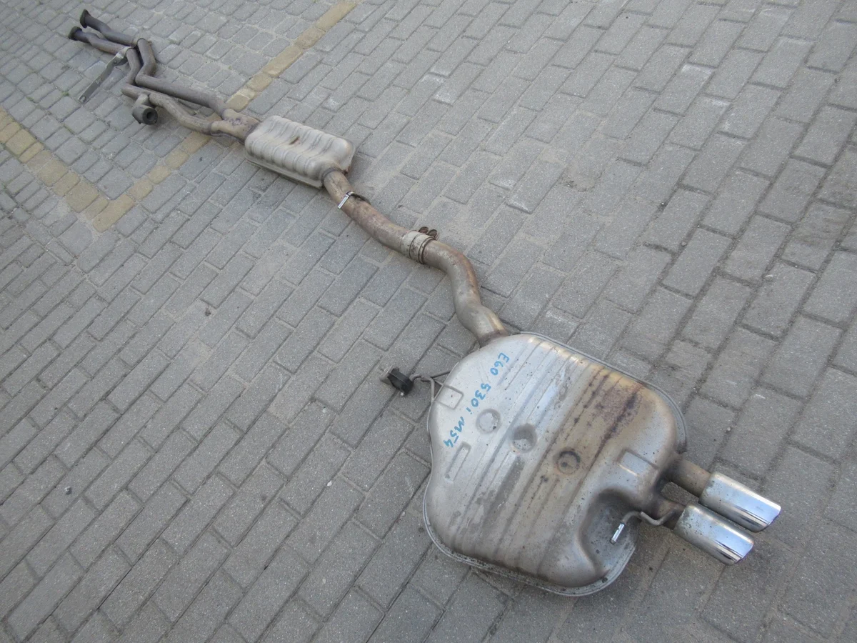 Tubo de escape BMW 5 E60 E61 M54 usado