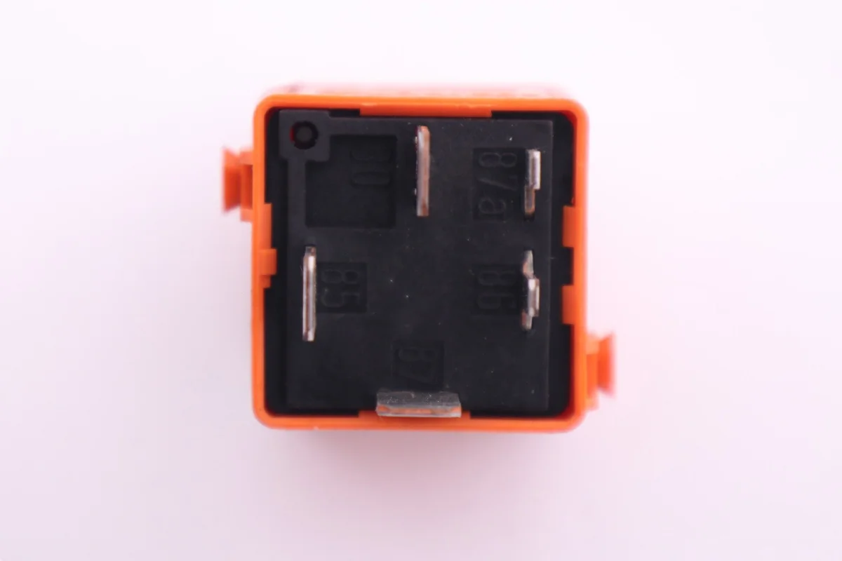 Relais BMW E60 E63 MINI R50 R52 8366646 image 3