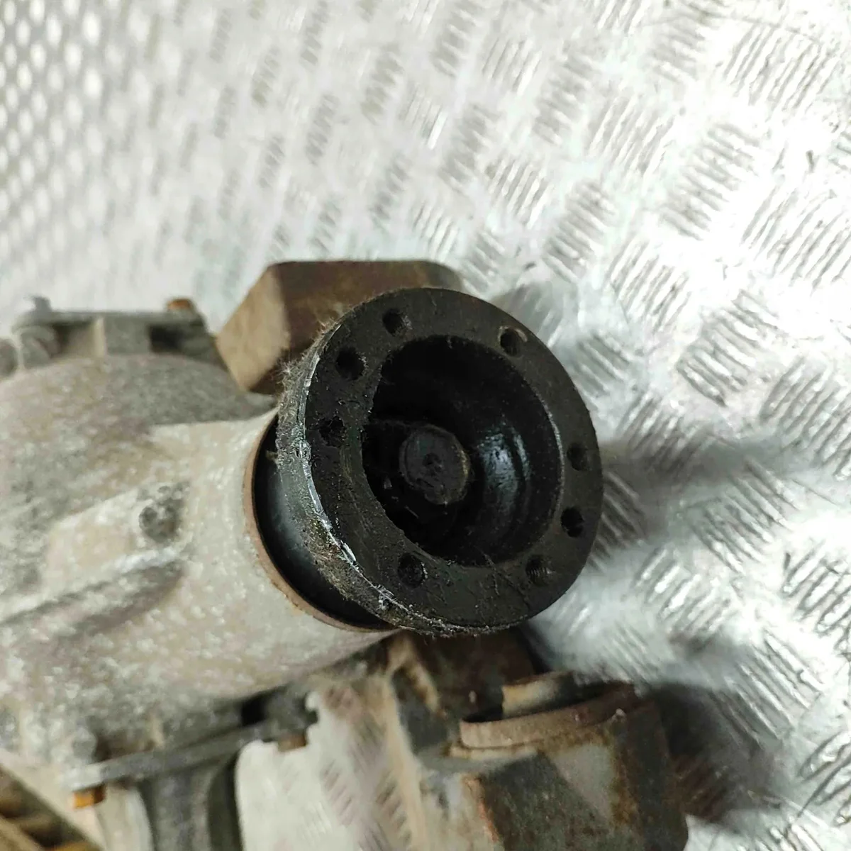 27450-67JV0 Differential för Suzuki Grand Vitara II image 7