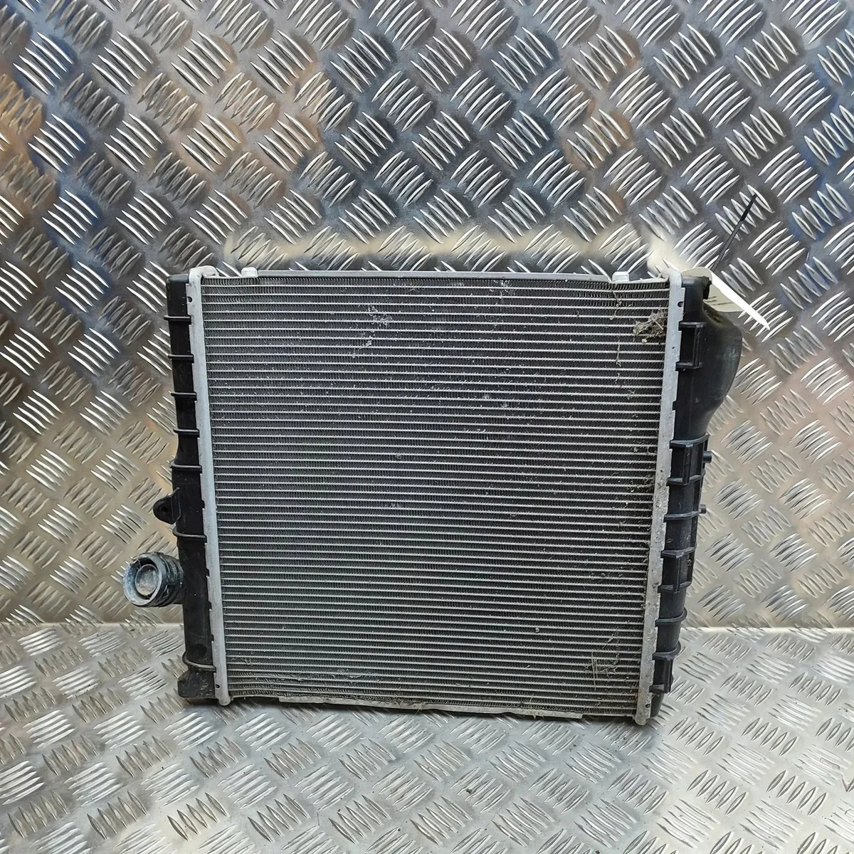 Radiador Porsche 911 (991) Usado OEM image 3