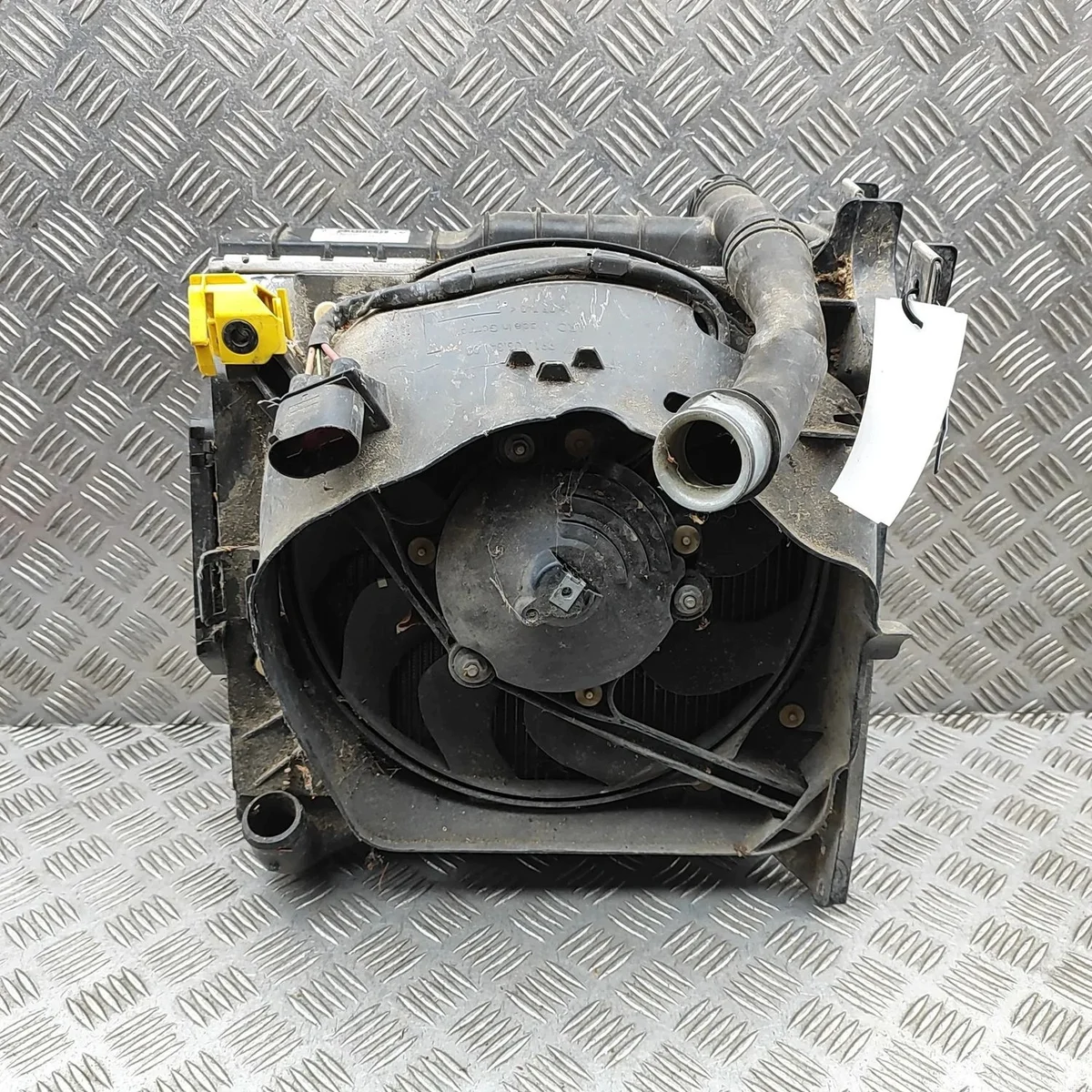 Kühler für Porsche 911 (gebraucht)