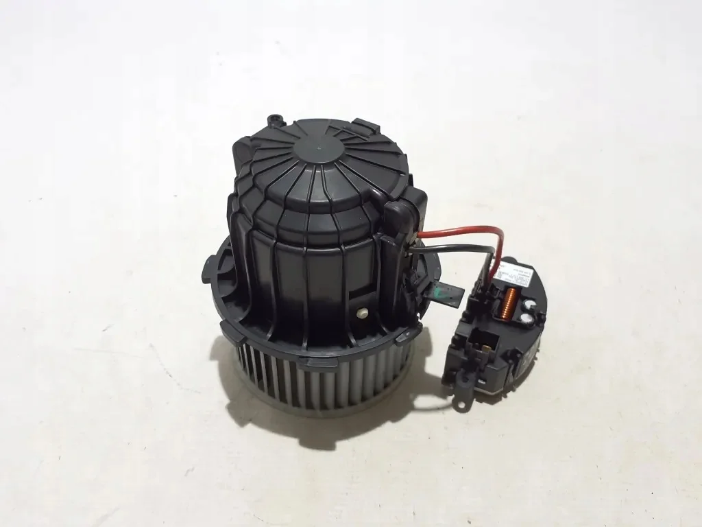 Soplador Calefacción Porsche Macan 1 95B 8T1820021 image 3